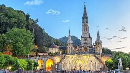 Sanctuaire de Lourdes.