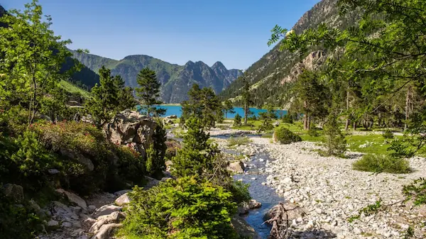 Chemins de randonnée.